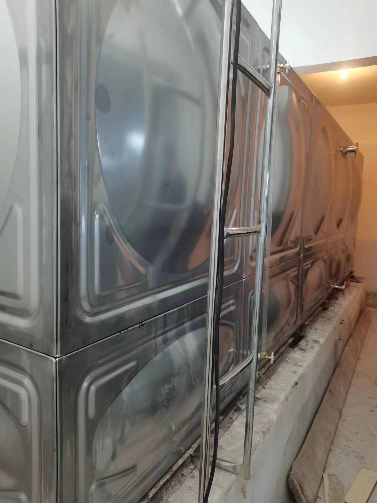 威海37立方不銹鋼水箱